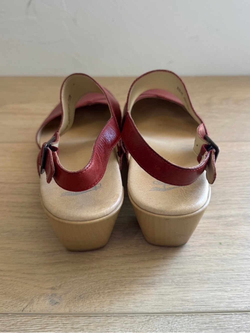 Dansko Kristy Red Leather Mary Jane Clog Sandals Sz 39 / US 9 - Picture 3 of 5